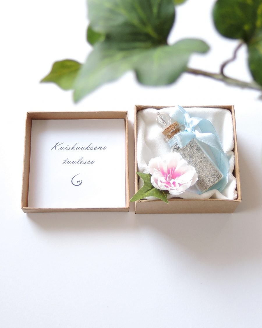 Lasiuurna (tuhka) - Image 2